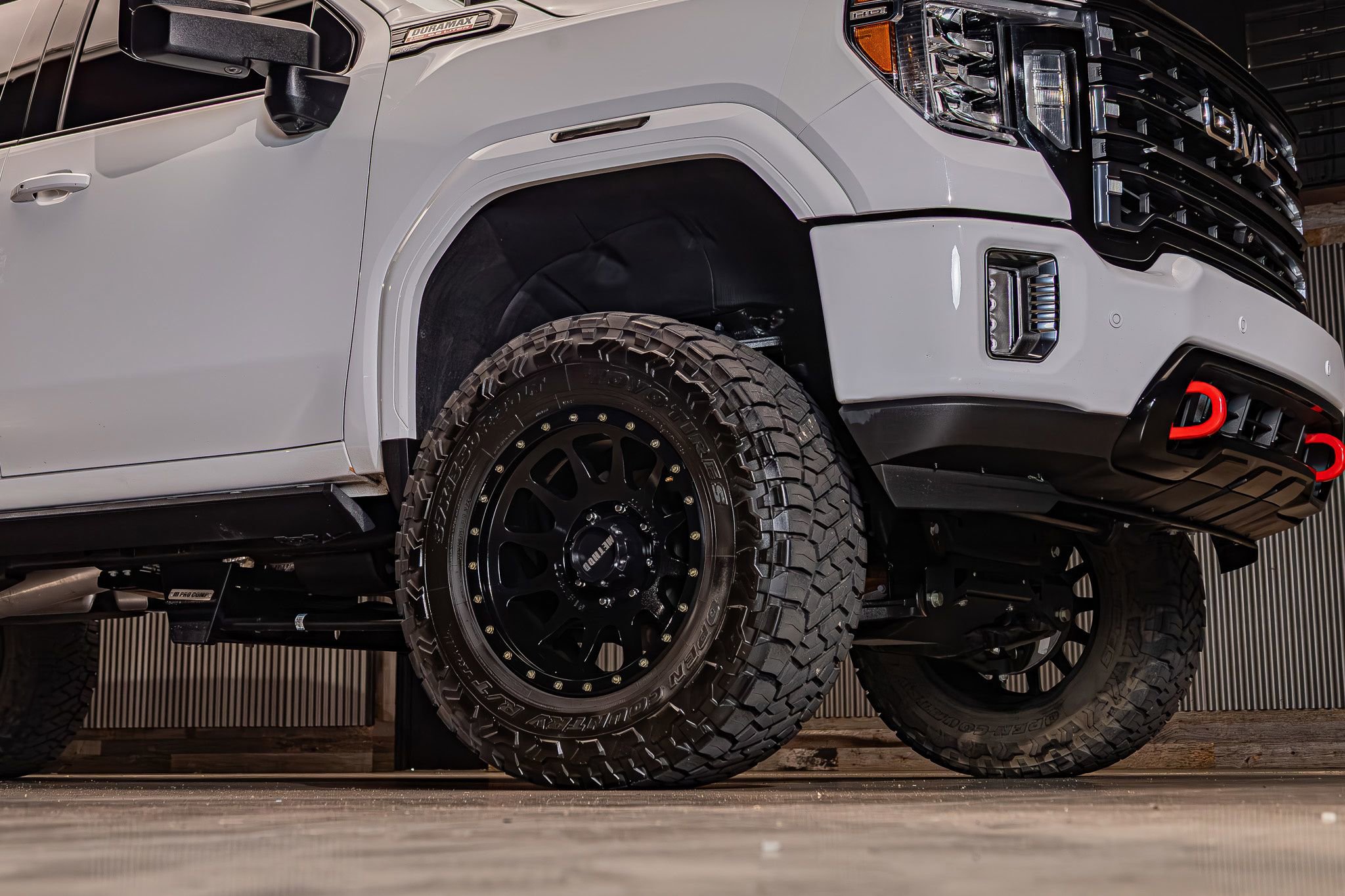 Used 2023 GMC Sierra 2500 AT4 w/ AT4 Premium Plus Package AWD/4WD image 15