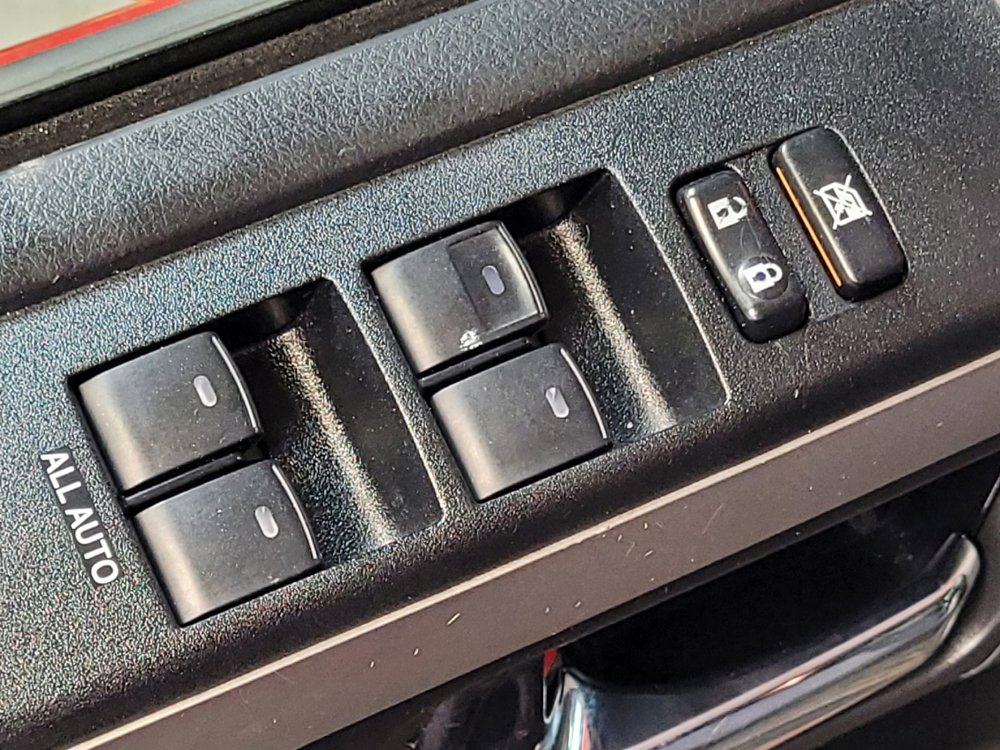 Used 2019 Toyota 4Runner SR5 image 27