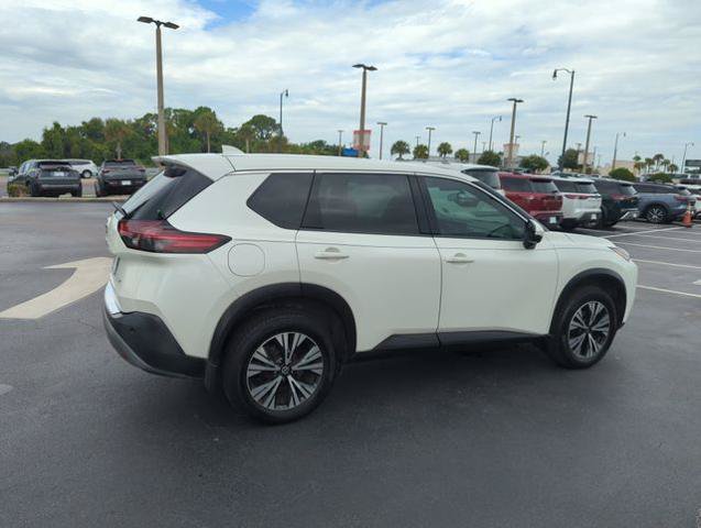 Certified 2021 Nissan Rogue SV FWD image 5