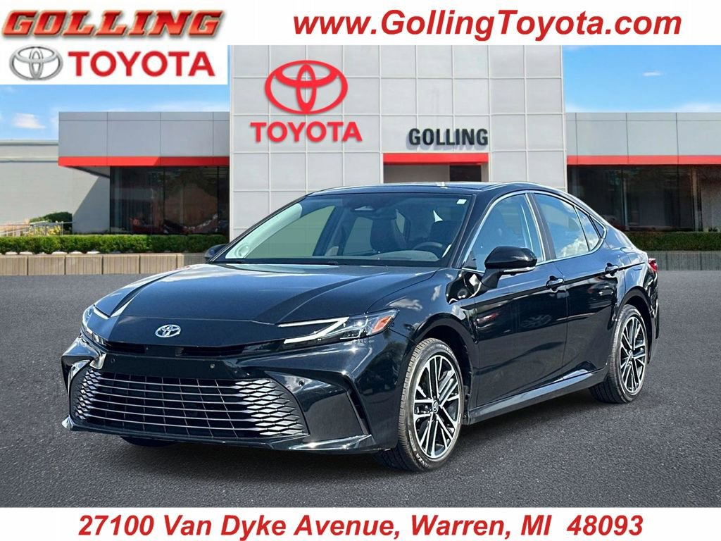 Used 2025 Toyota Camry XLE w/ Premium Plus Package AWD/4WD image 1