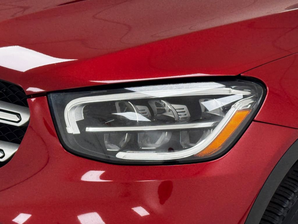 Used 2020 Mercedes-Benz GLC 300 4MATIC image 38