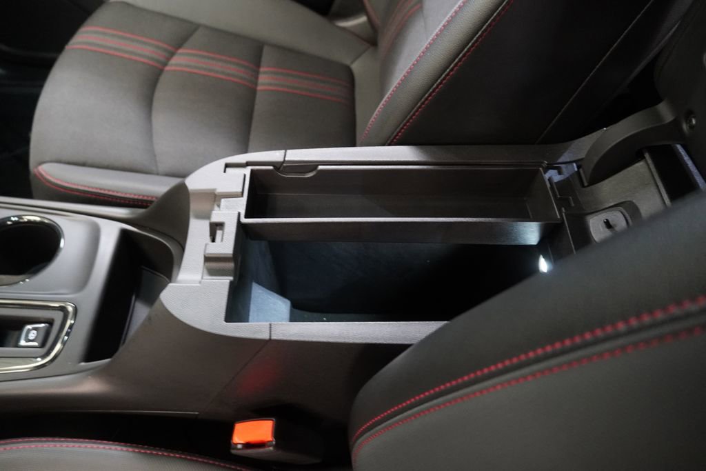Used 2022 Chevrolet Equinox RS w/ LPO, Floor Liner Package AWD/4WD image 25