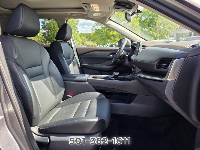 Used 2023 Nissan Rogue SV w/ SV Premium B Package AWD/4WD image 22