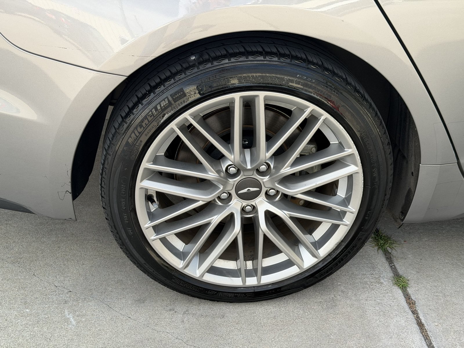 Used 2020 Genesis G70 2.0T RWD image 14