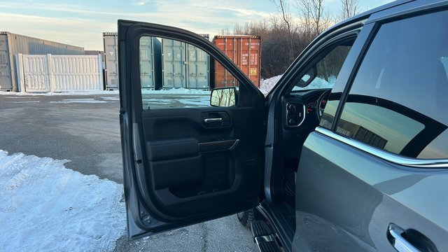 Used 2022 Chevrolet Silverado 1500 LTZ image 14