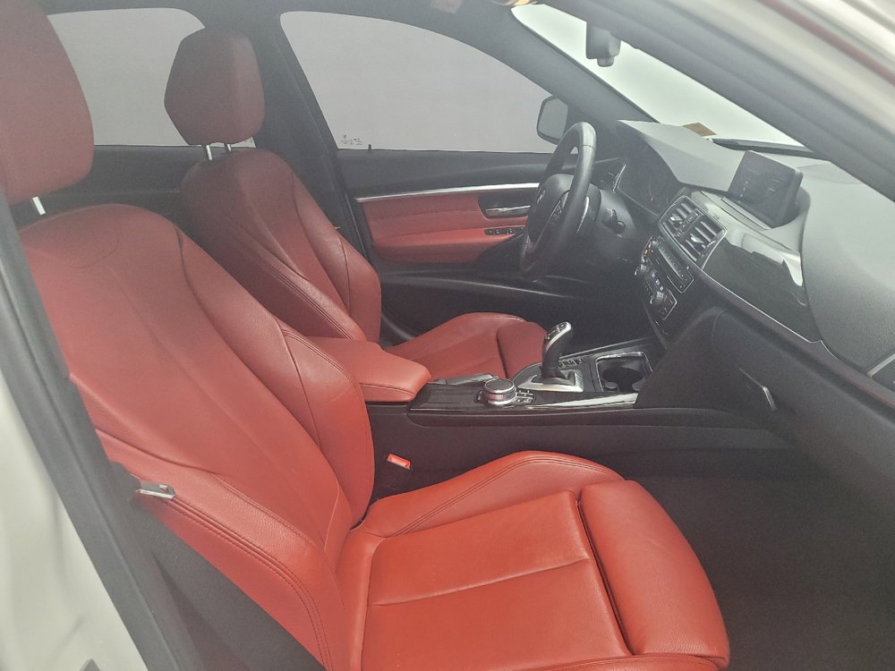 Used 2017 BMW 330i Sedan w/ Premium Package RWD image 21