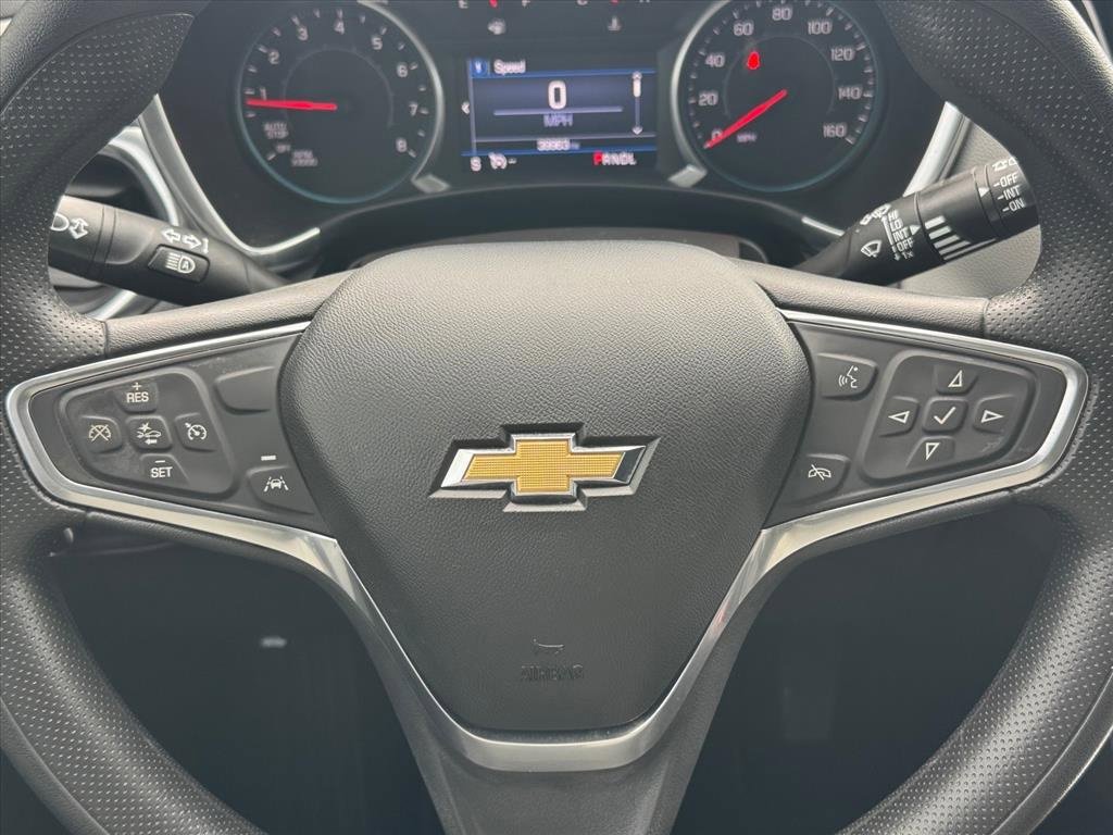 Used 2022 Chevrolet Equinox LS w/ LS Convenience Package image 13