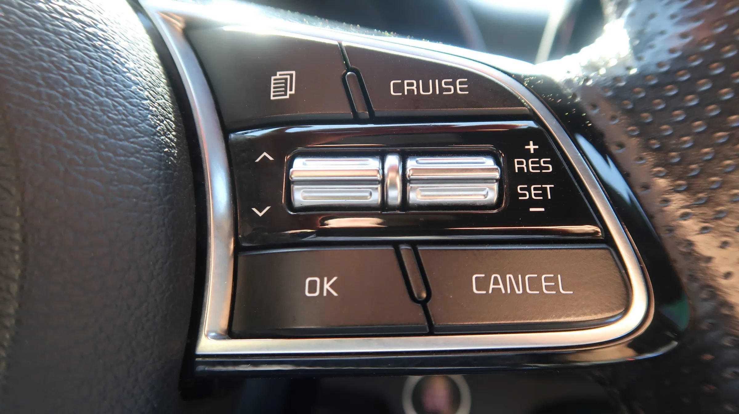 Used 2022 Kia Forte GT FWD image 38