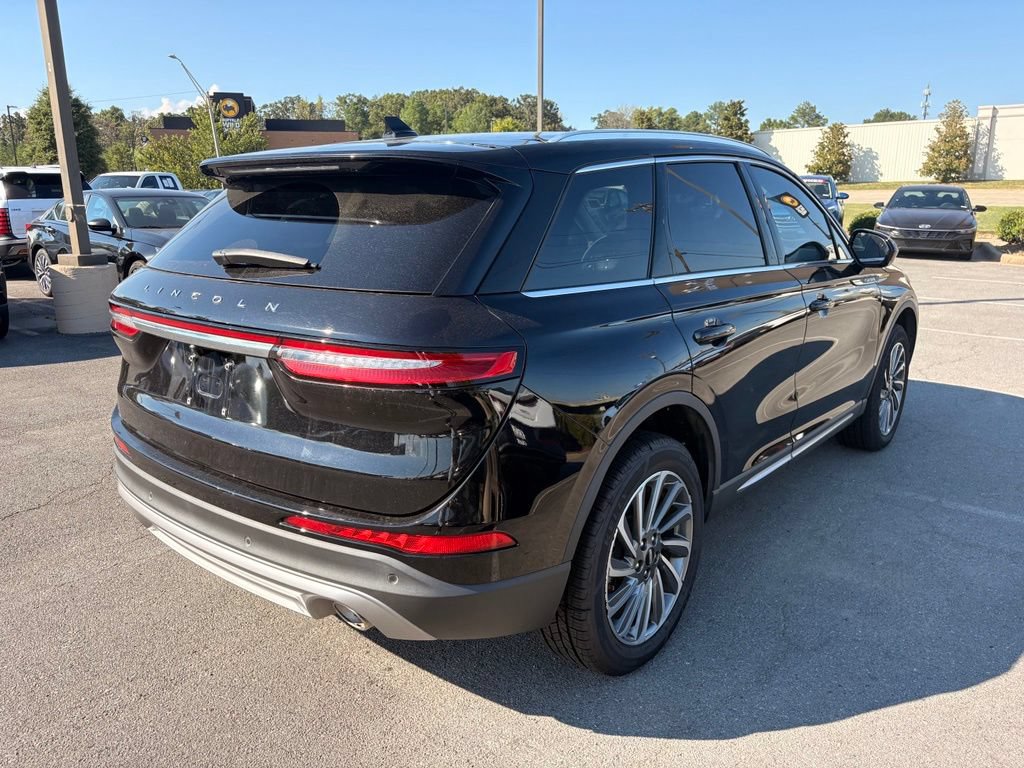 Used 2023 Lincoln Corsair Reserve AWD/4WD image 8