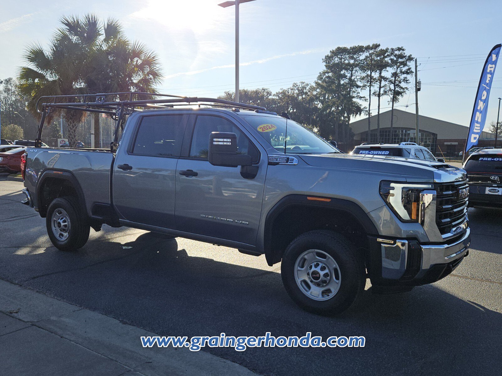 Used 2024 GMC Sierra 2500 Pro w/ 1SA Pro Safety Plus Package image 7