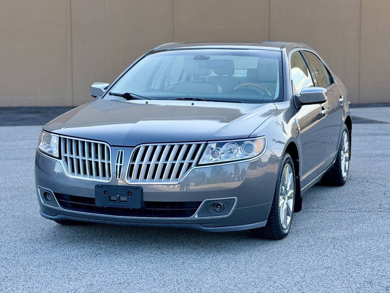 Used 2011 Lincoln MKZ w/ 102A Rapid Spec Order Code FWD image 3