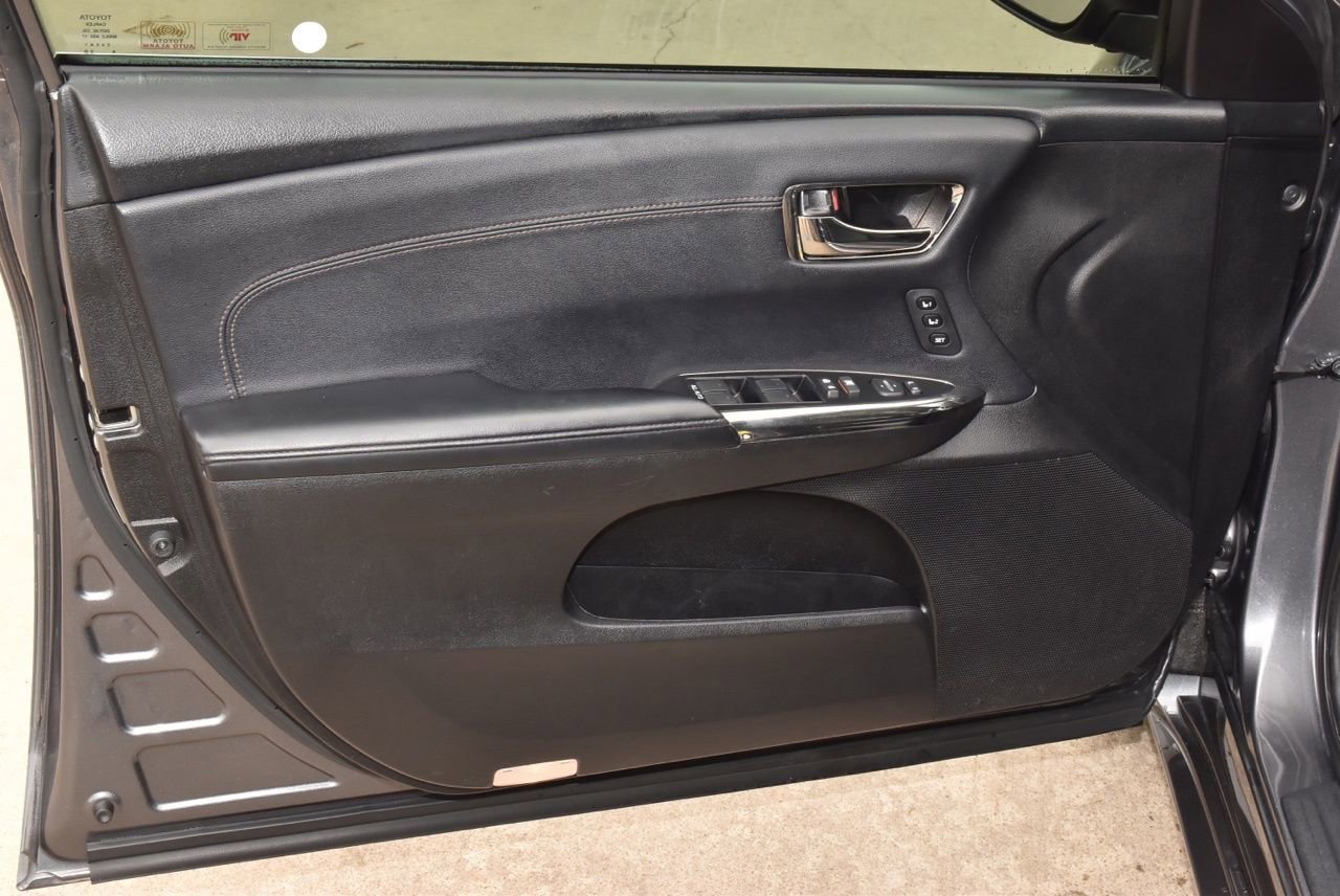 Used 2018 Toyota Avalon XLE Premium image 35