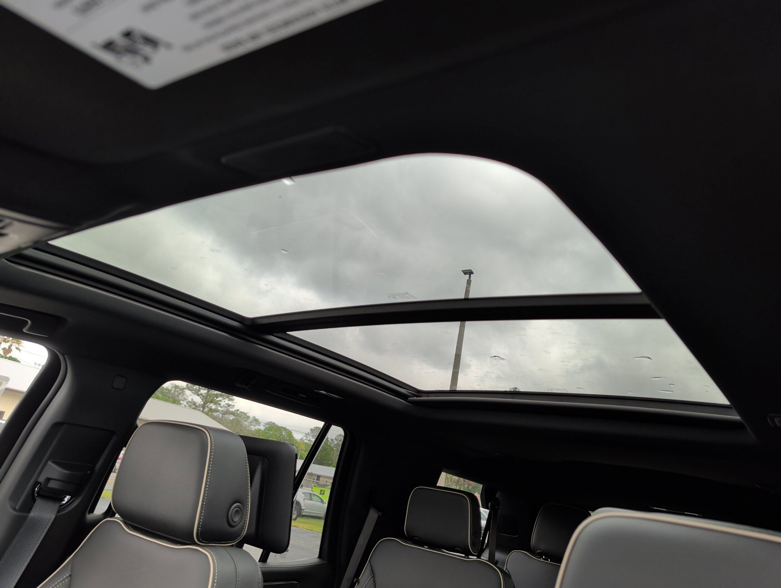 New 2026 Chevrolet Tahoe Premier AWD/4WD image 17