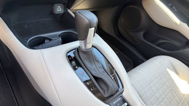 Used 2025 Honda HR-V LX image 26