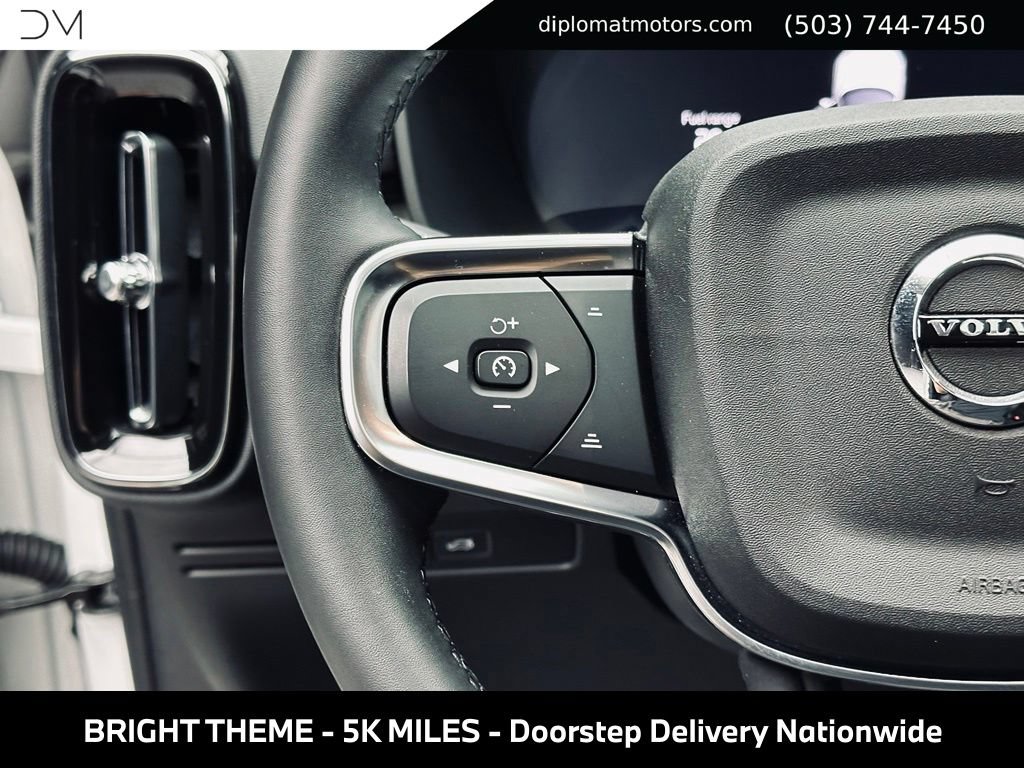 Used 2025 Volvo XC40 B5 Core w/ Protection Package Premier AWD/4WD image 30