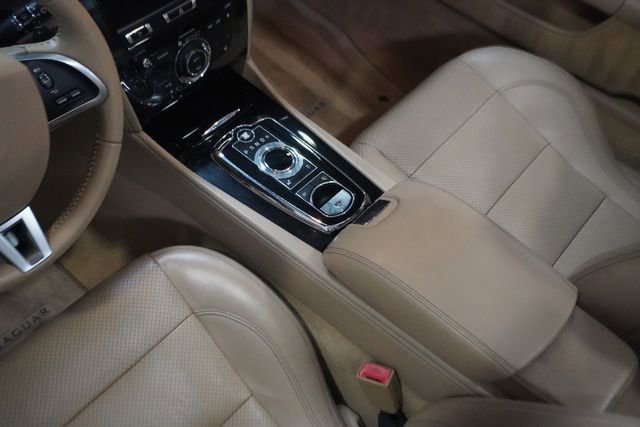 Used 2012 Jaguar XK Convertible image 25