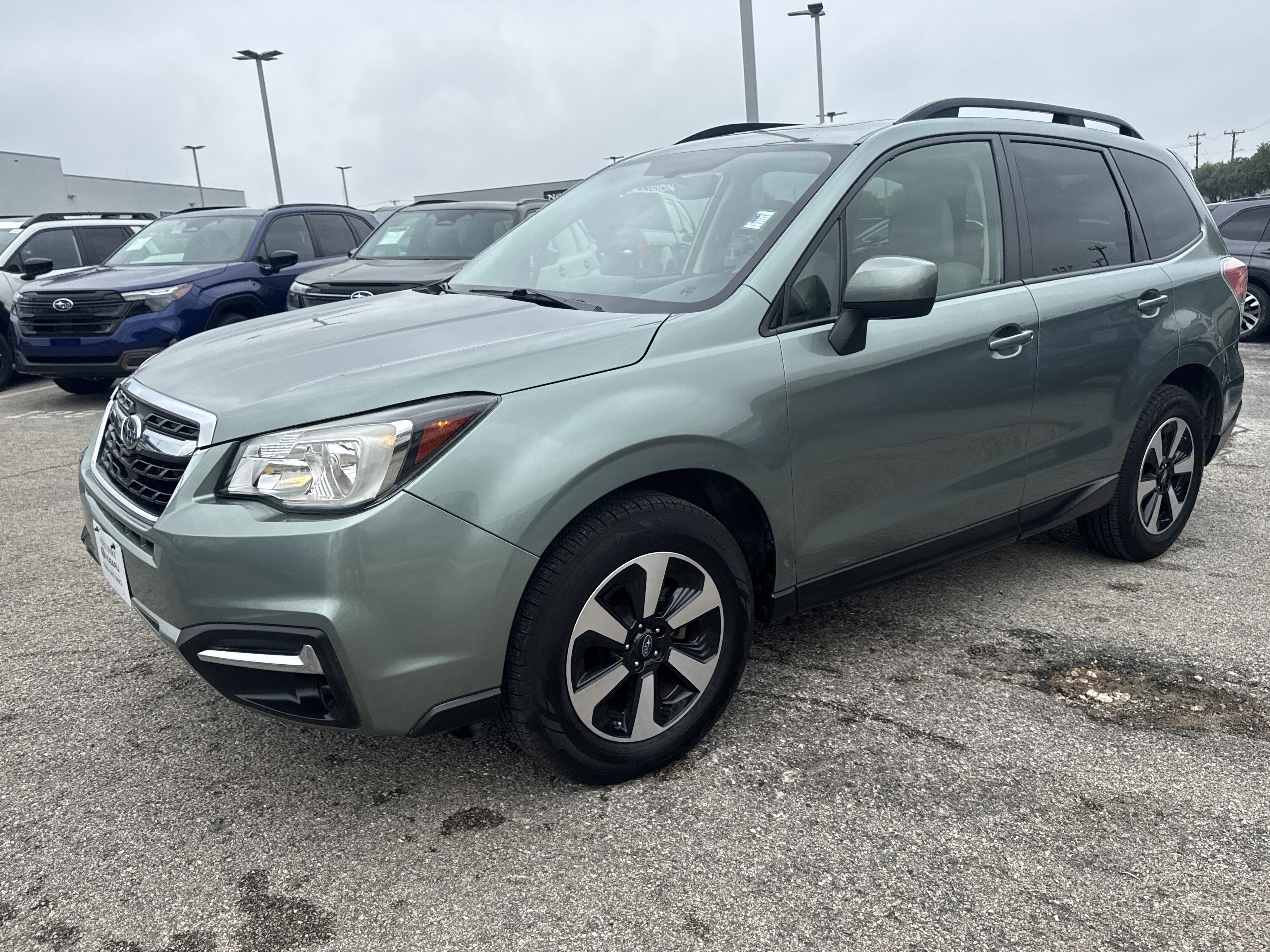 Used 2018 Subaru Forester 2.5i Premium w/ All-Weather Package AWD/4WD image 7