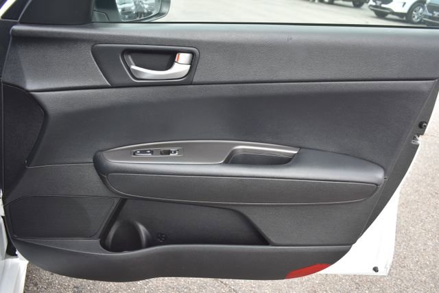 Used 2019 Kia Optima LX FWD image 36