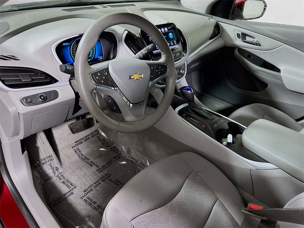Used 2017 Chevrolet Volt LT w/ Comfort Package image 10