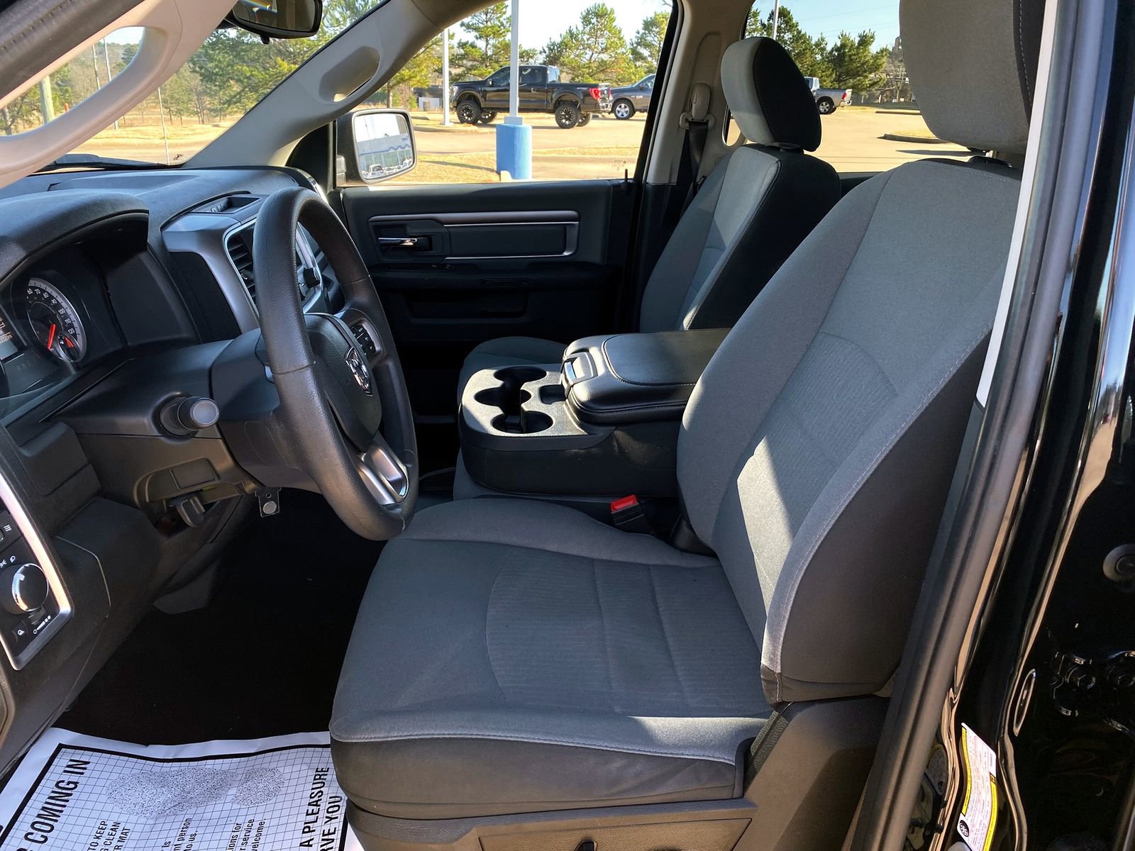 Used 2023 RAM 1500 Classic SLT image 11