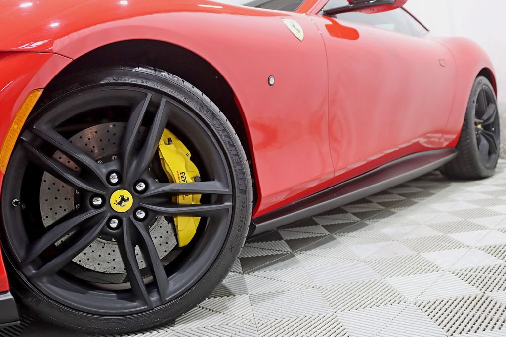 Used 2021 Ferrari Roma RWD image 5