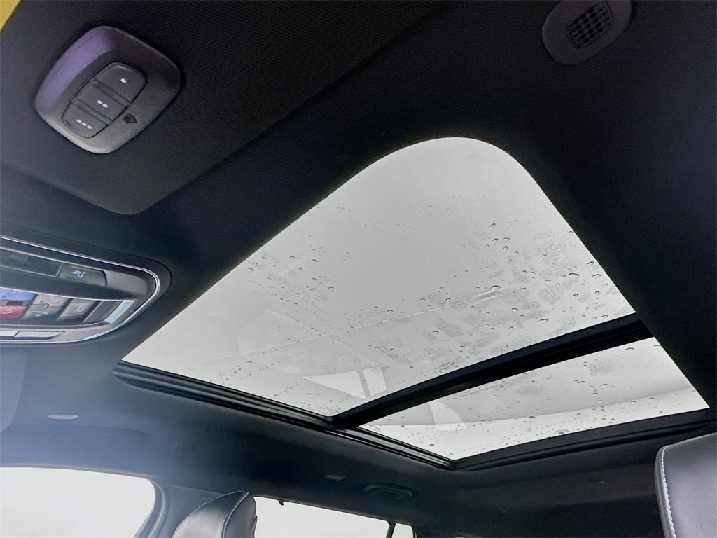 New 2025 Jeep Grand Cherokee L Overland w/ Luxury Tech Group IV image 14