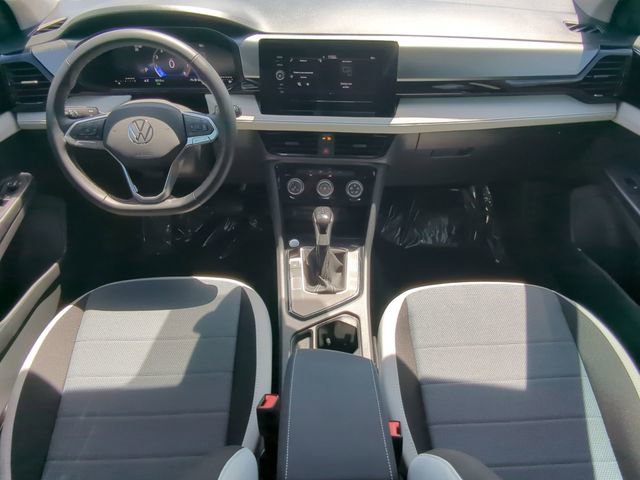 Certified 2025 Volkswagen Taos S FWD image 11