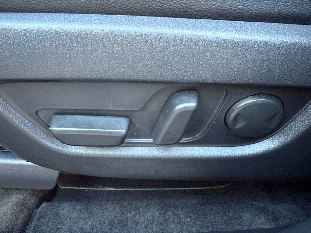 Used 2024 MAZDA CX-90 Plug-In Hybrid w/ Preferred image 10