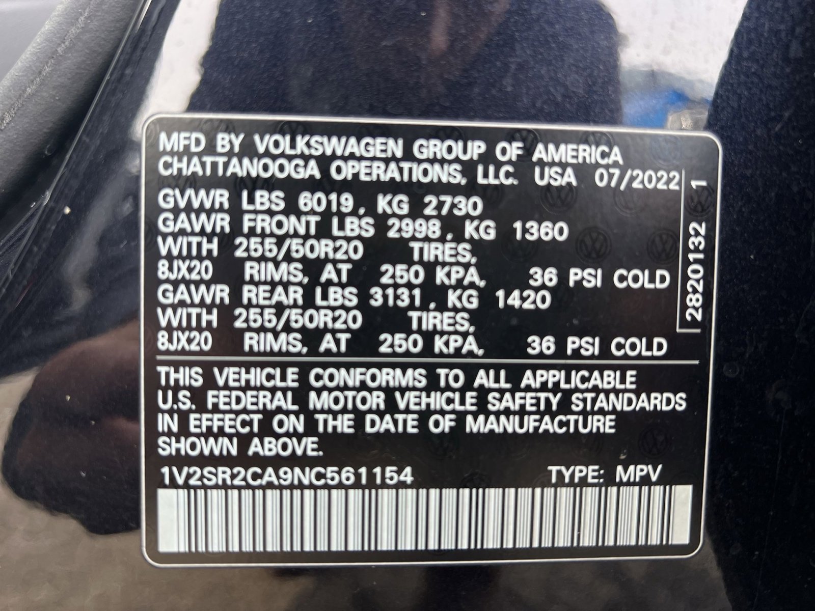 Used 2022 Volkswagen Atlas SEL R-Line image 38