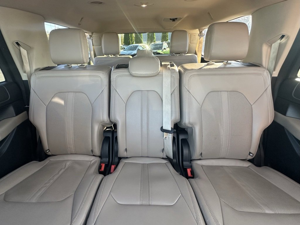 Used 2023 Ford Expedition Max Limited image 22