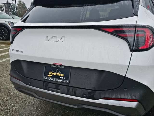 New 2026 Kia Sportage LX FWD image 12