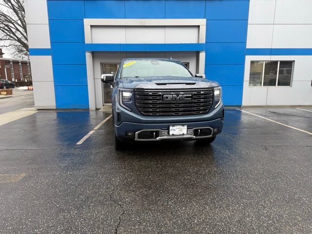 Used 2024 GMC Sierra 1500 Denali Ultimate image 3