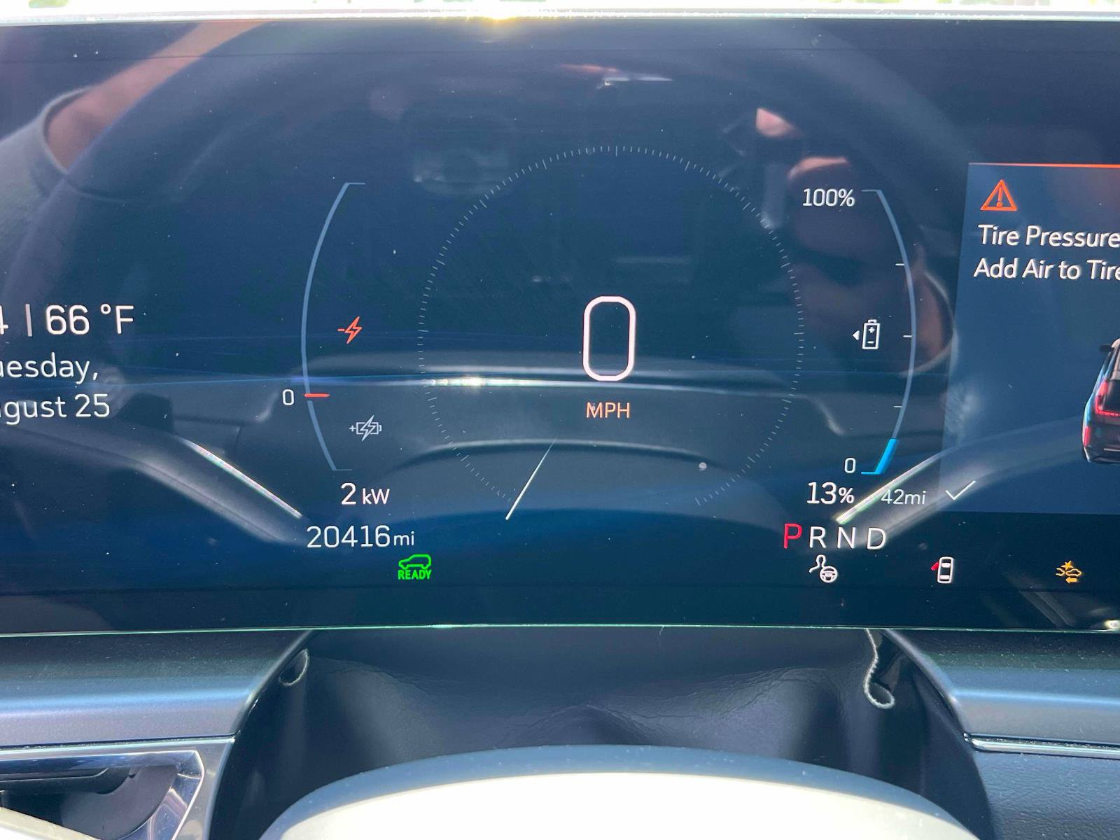 Certified 2024 Cadillac Lyriq Tech AWD/4WD image 15