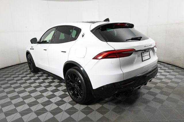 New 2025 Maserati Grecale Folgore AWD/4WD image 3