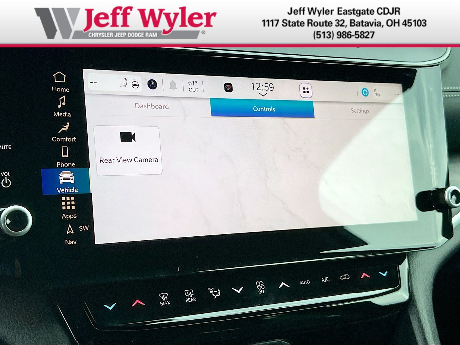 New 2026 Jeep Grand Cherokee Limited w/ Limited Altitude Package AWD/4WD image 8