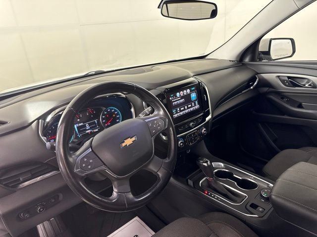 Used 2018 Chevrolet Traverse LT w/ LPO, Floor Liner Package AWD/4WD image 16