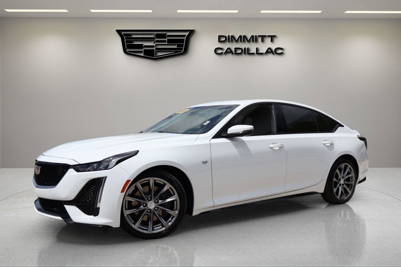 Used 2020 Cadillac CT5 Sport image 1