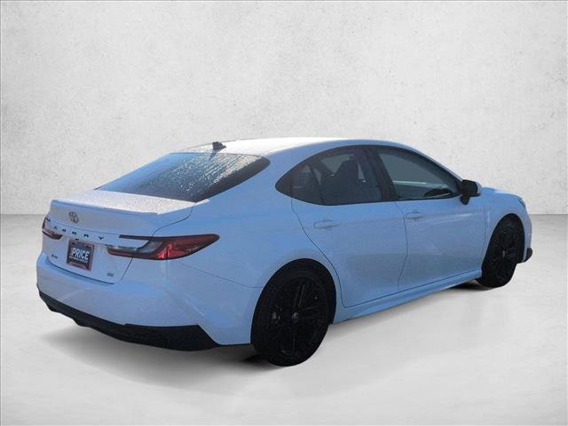 Used 2025 Toyota Camry SE w/ Convenience Package image 5