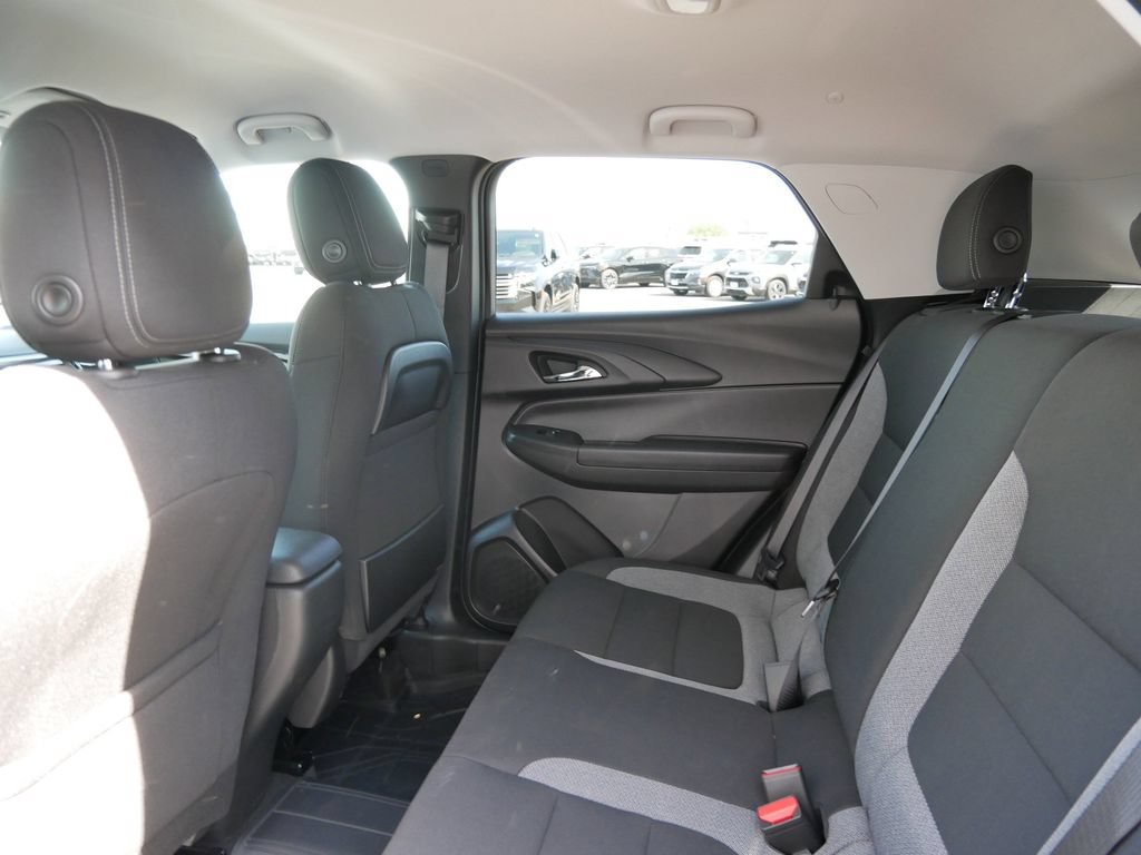 New 2026 Chevrolet TrailBlazer LT w/ Midnight Edition AWD/4WD image 16