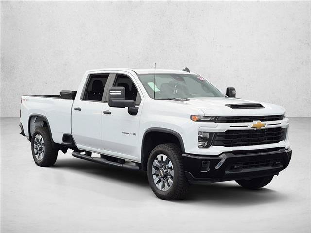 Used 2024 Chevrolet Silverado 2500 Custom w/ Custom Convenience Package AWD/4WD image 3