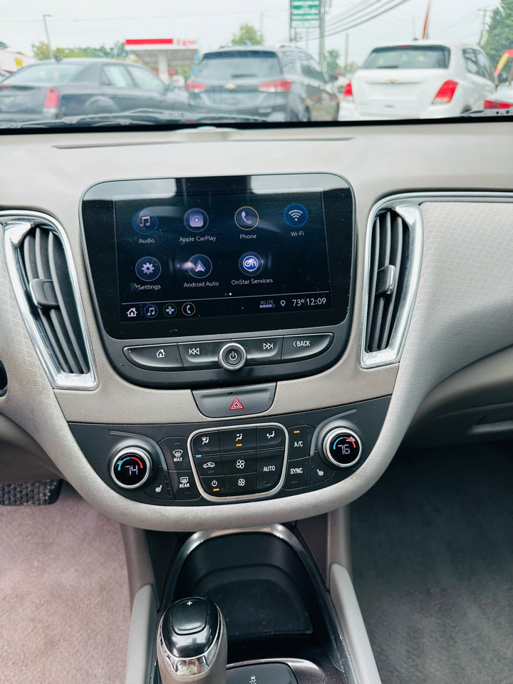 Used 2019 Chevrolet Malibu LT image 17