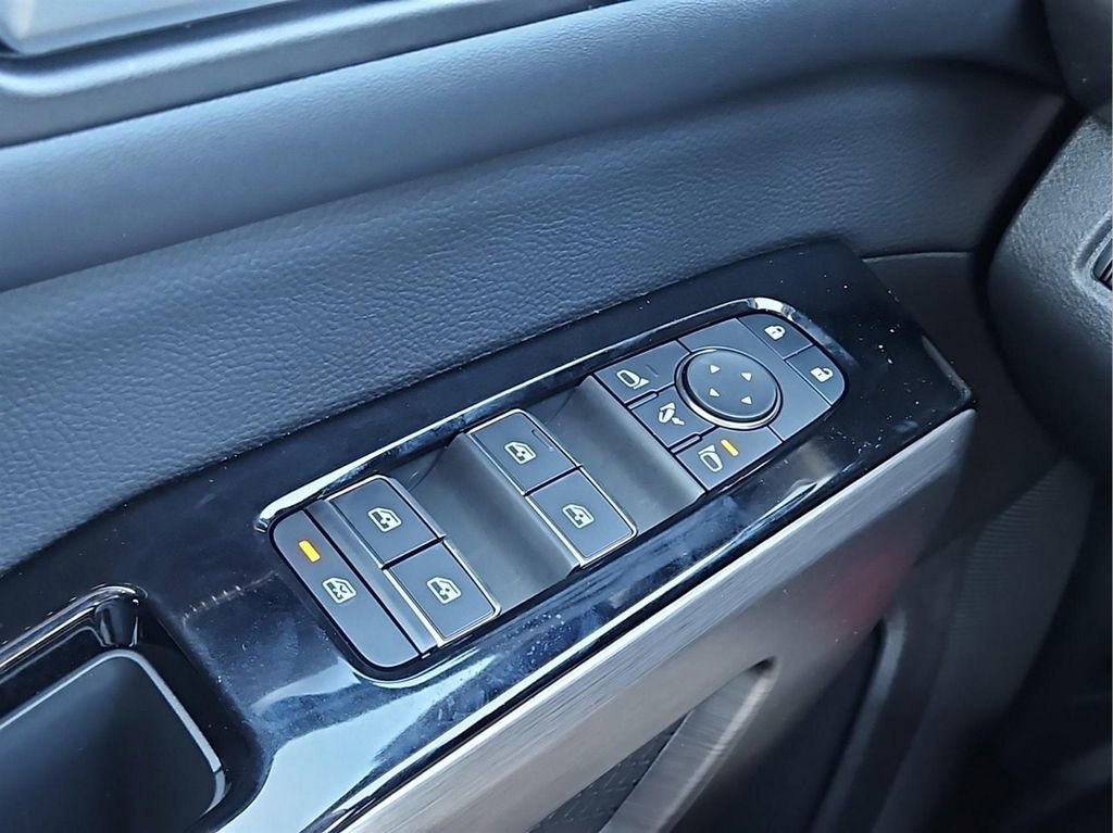 New 2025 Nissan Pathfinder Platinum w/ Cargo Package image 20