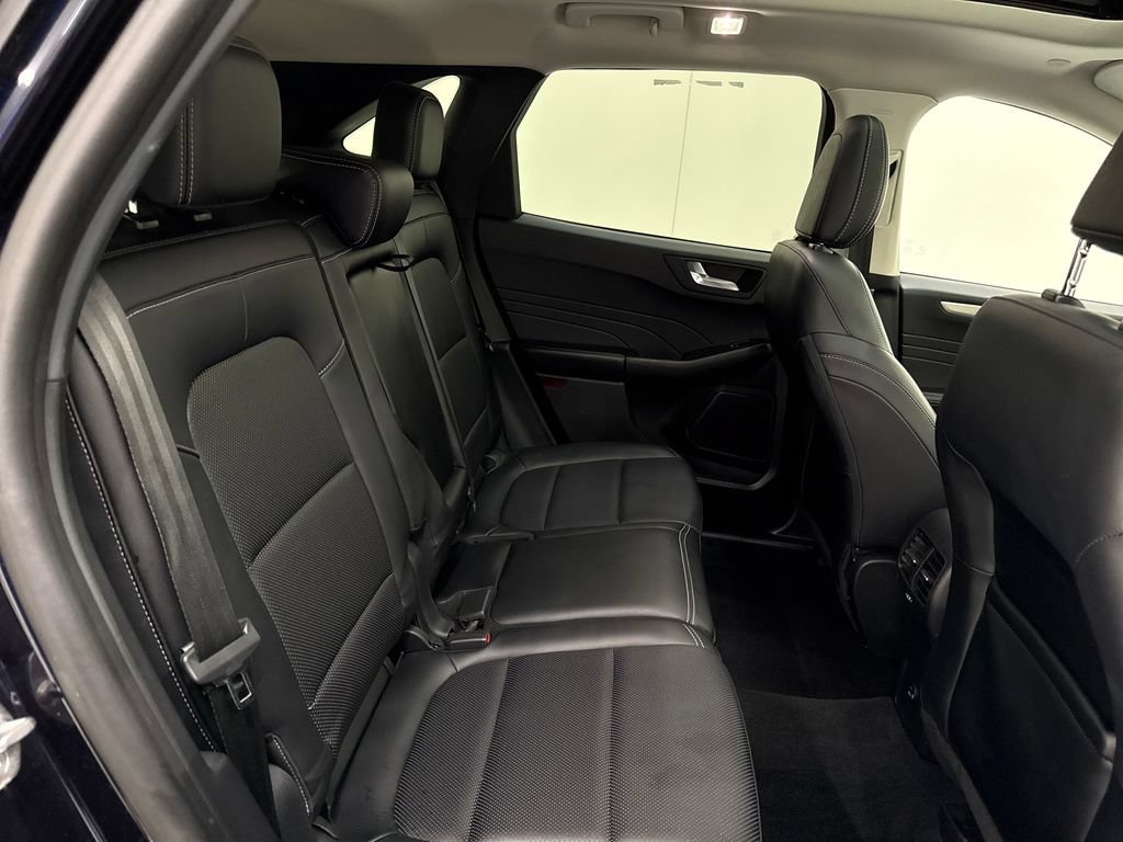 Used 2021 Ford Escape SEL w/ Technology Package FWD image 29
