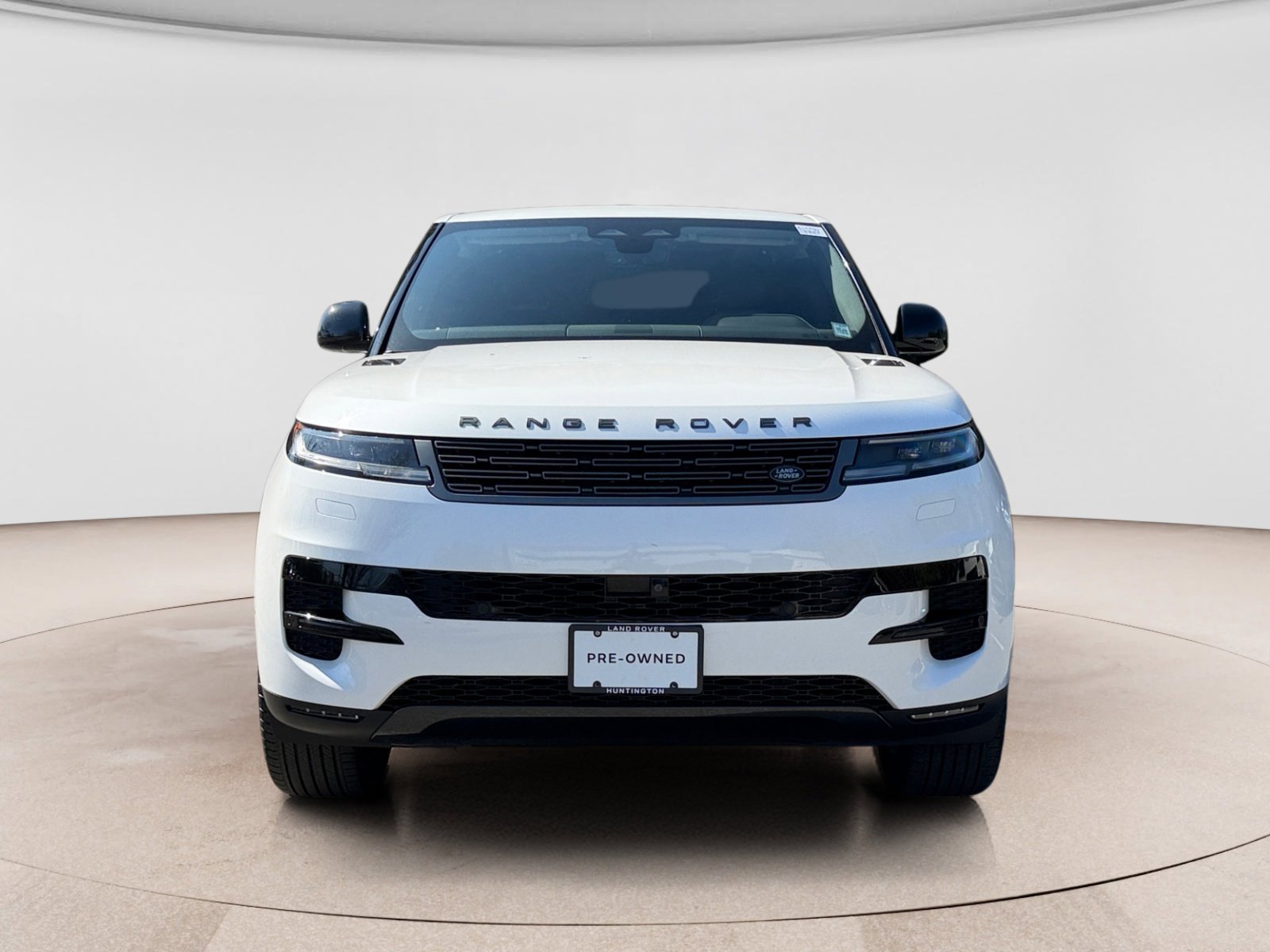 Used 2024 Land Rover Range Rover Sport SE image 8