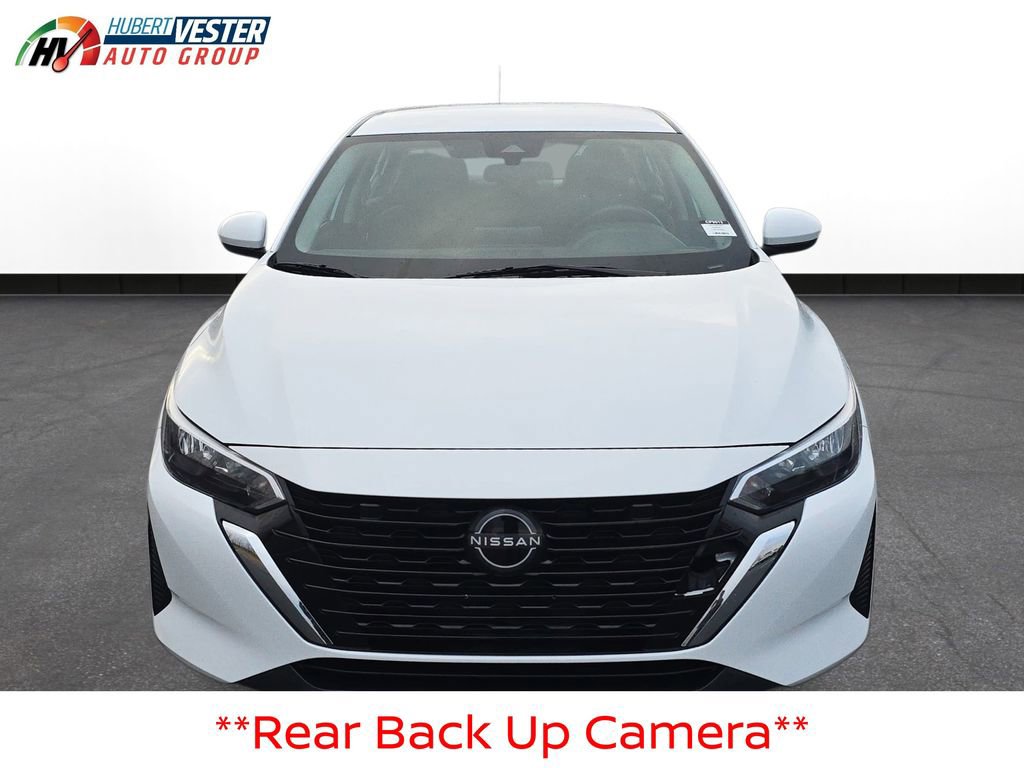 Used 2024 Nissan Sentra SV image 3