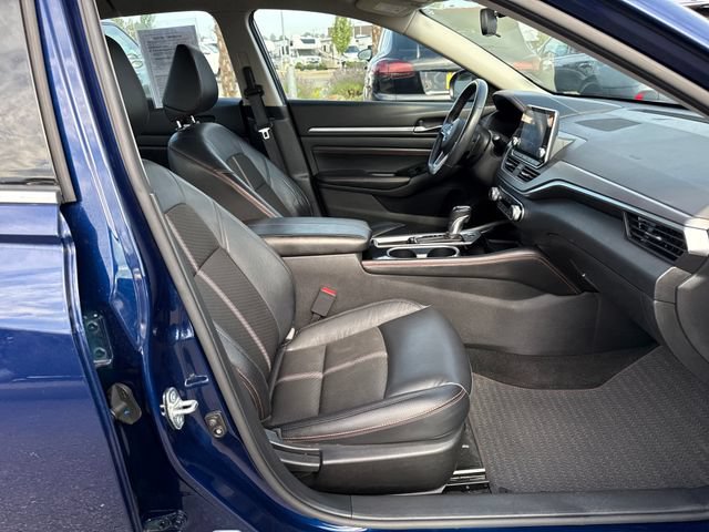 Used 2023 Nissan Altima 2.5 SR FWD image 18