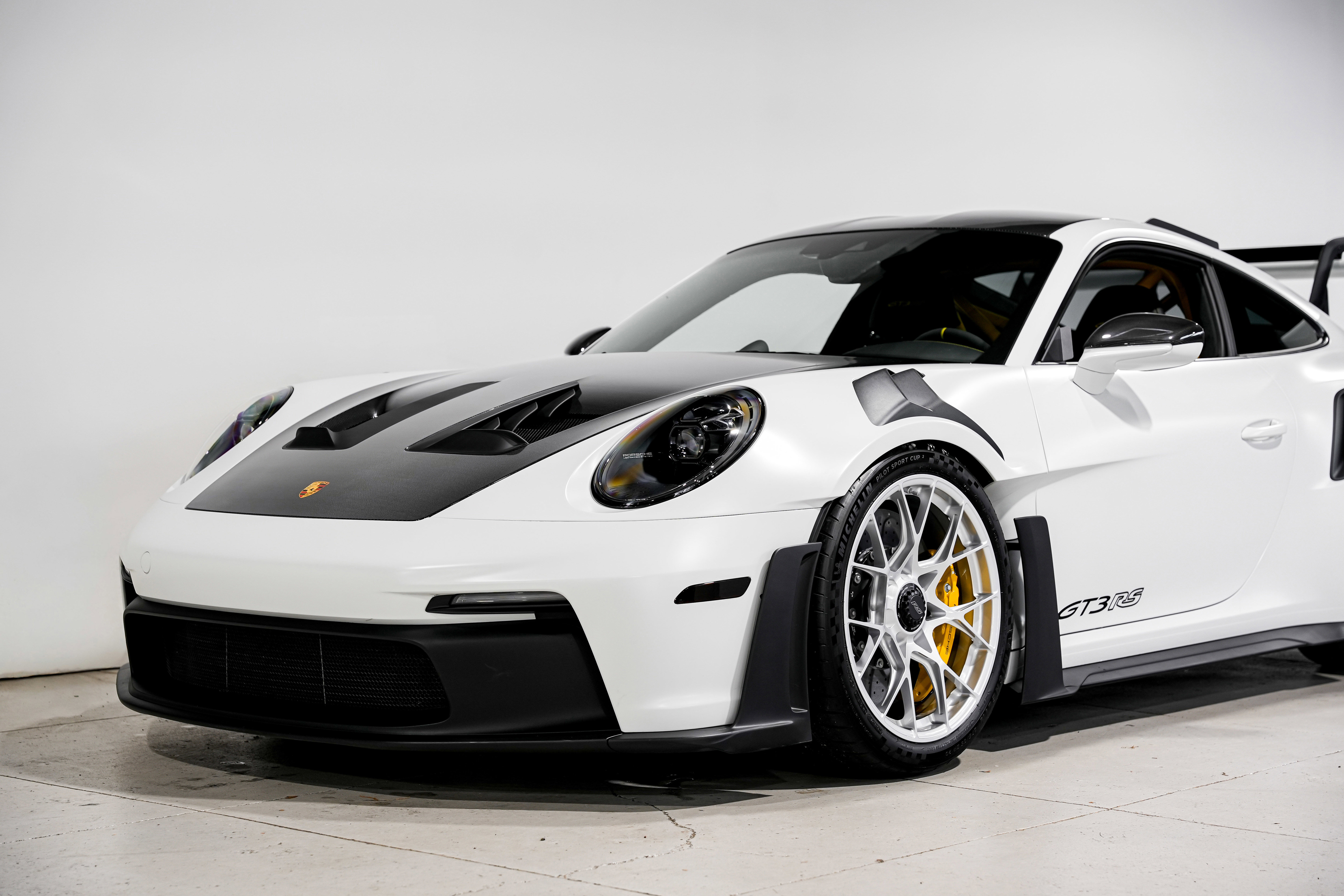 Used 2025 Porsche 911 GT3 RS image 35
