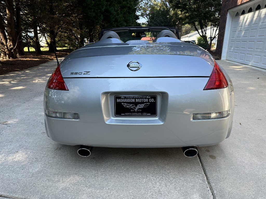 Used 2005 Nissan 350Z Touring image 27