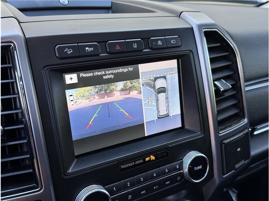 Used 2019 Ford Expedition Max Platinum AWD/4WD image 18