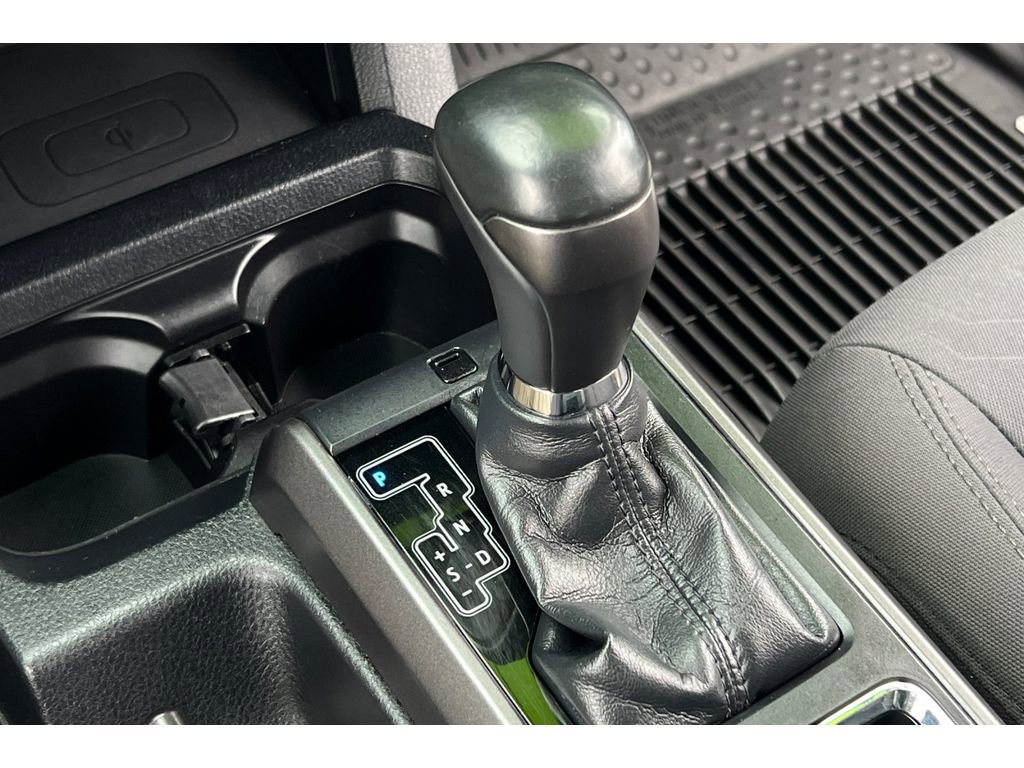 Used 2019 Toyota Tacoma TRD Sport w/ Technology Package image 23